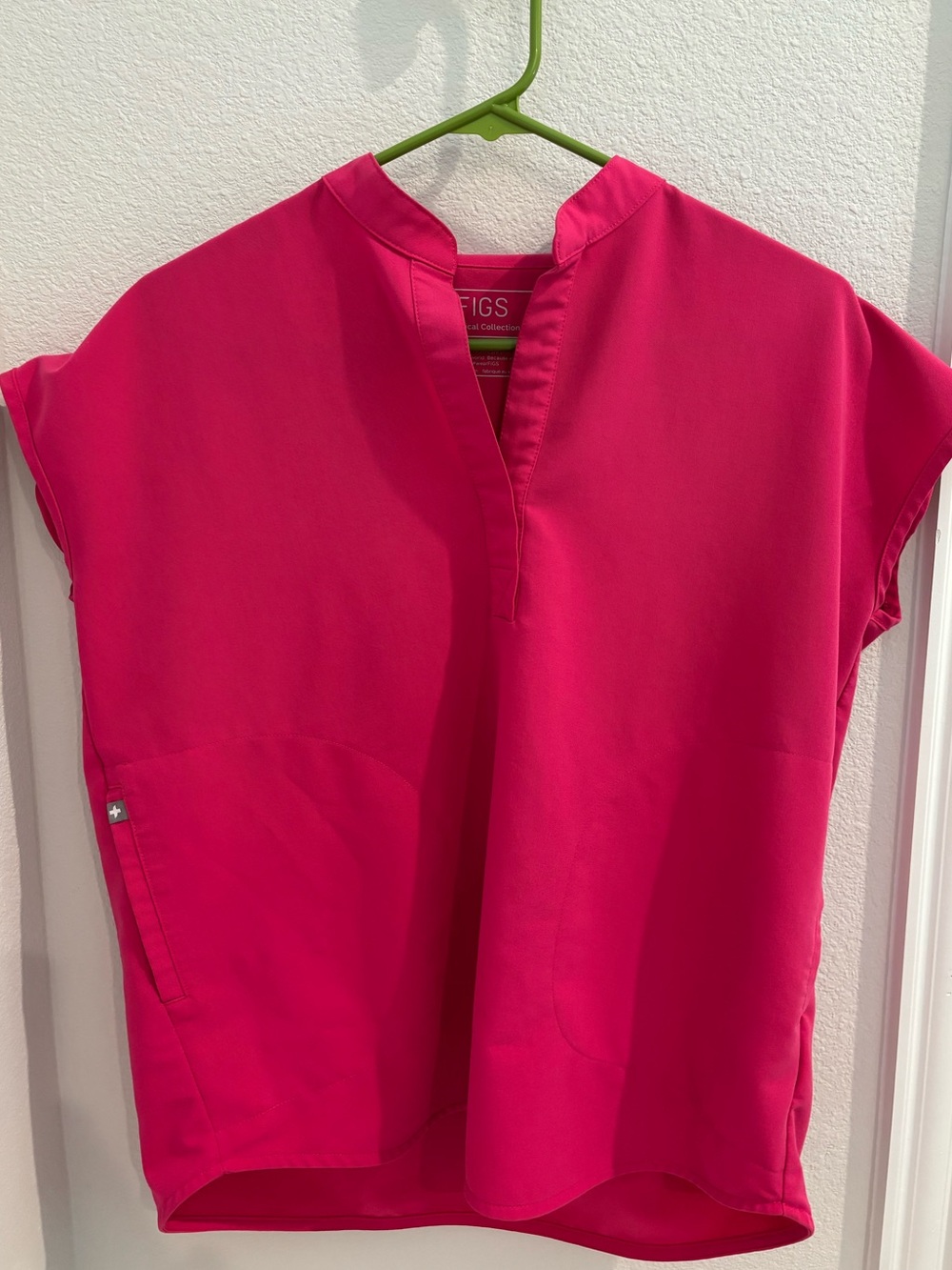FIGS Women's Shocking Pink Rafaela™ - Oversized Scrub Top - XS / Shocking Pink